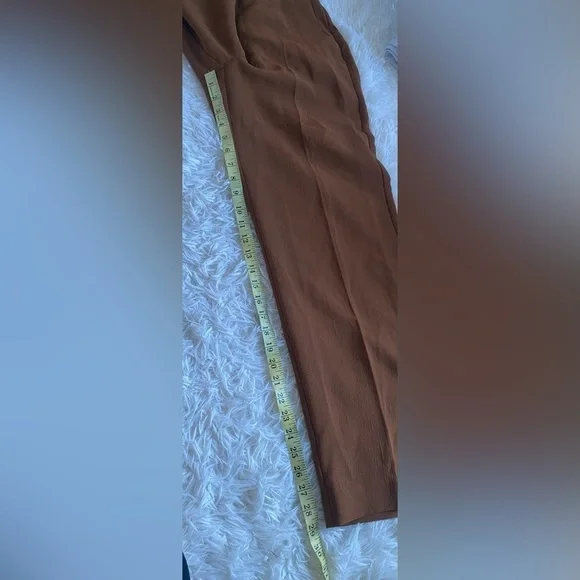 Aritzia Wilfred Alanya Pant in Rich Chesnut - Picture 5 of 10
